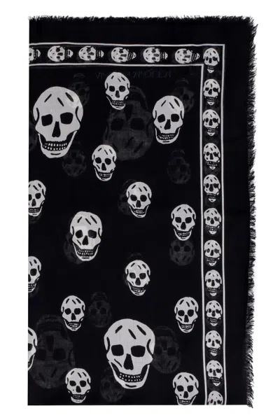 ALEXANDER MCQUEEN WOMEN'S SKULL PRINT SCARF