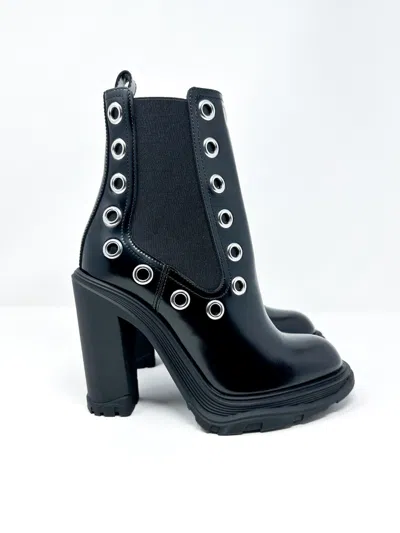 Pre-owned Alexander Mcqueen Women's Tread Grommet High Heel Chelsea Boots Black 8us / 38eu