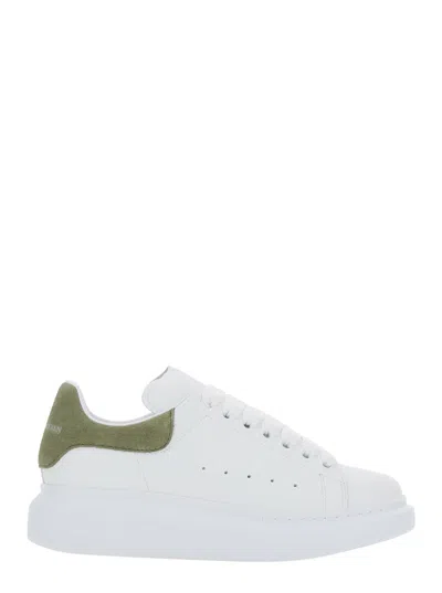 Alexander Mcqueen Women White Low-top Sneakers With Chunky Sole And Green Contrasting Heel Tab In Le