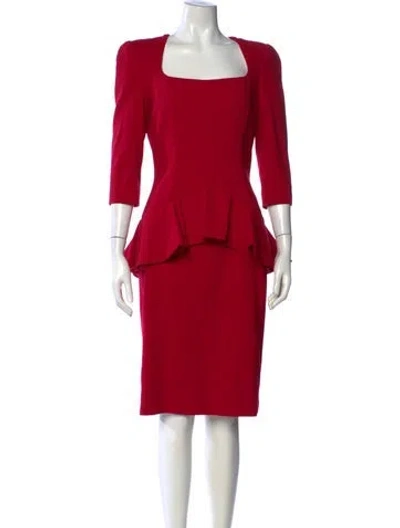 Pre-owned Alexander Mcqueen Wool Knee-length Dress In Burgundy