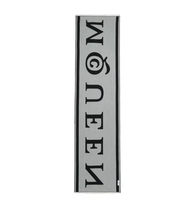 Alexander Mcqueen Wool Reversible Logo Scarf In Gray