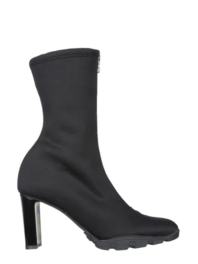 Alexander Mcqueen Zipped-up Ankle Boots In Black