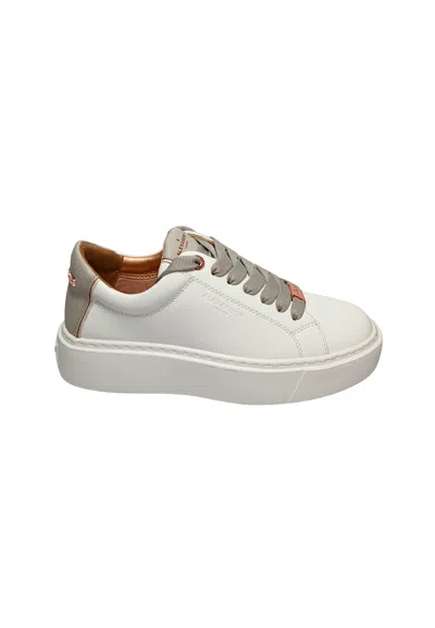 Alexander Smith Albclhw-8009-wly  Women's White Leather