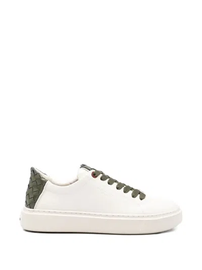 Alexander Smith London Leather Sneakers In White