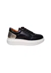 Alexander Smith Men's Shoes  Cambridge Woman- Black Gold In Black