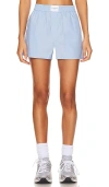 Alexander Wang Classic Cotton Boxer Shorts In 钱布雷布蓝
