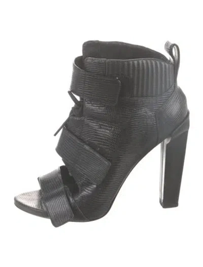 Pre-owned Alexander Wang Leather Gladiator Sandals In Black