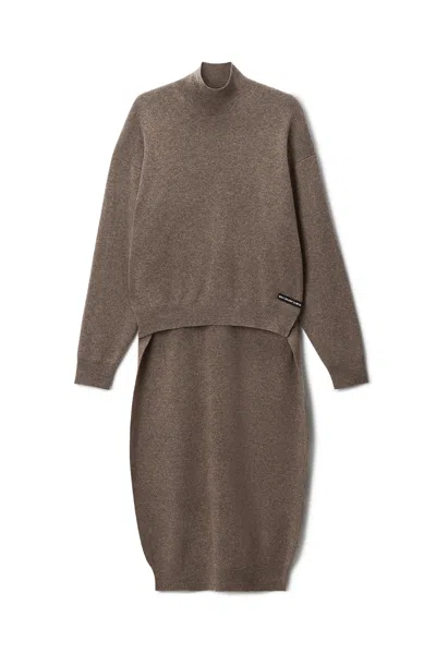 Alexander Wang Ls Turtle Neck  W/ High Low Hem Dark Oatmeal Melange In Brown