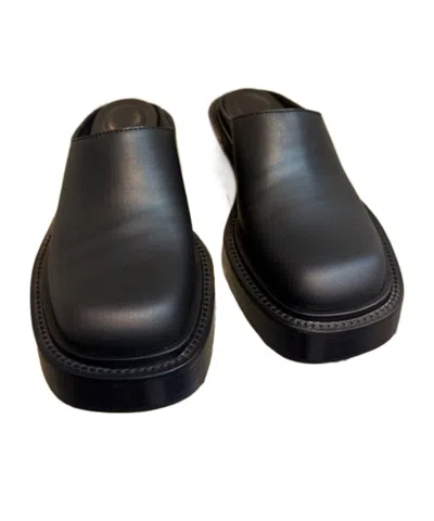 Alexander Wang Round Head Muller Shoes In Black