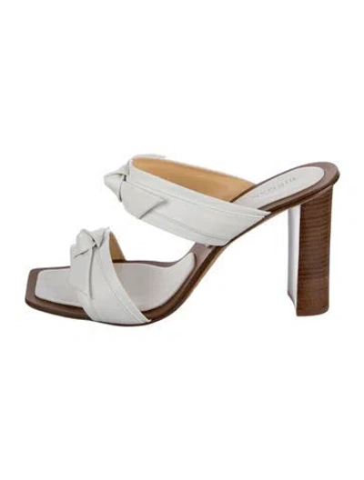 Pre-owned Alexandre Birman Leather Bow Accents Sandals In White