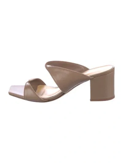 Pre-owned Alexandre Birman Leather Slides In Neutral