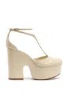 Alexandre Birman Thay Patent Leather Platform Sandals In Neutral