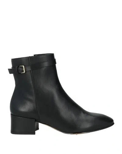 Alexandre Birman Woman Ankle Boots Black Size 7.5 Leather