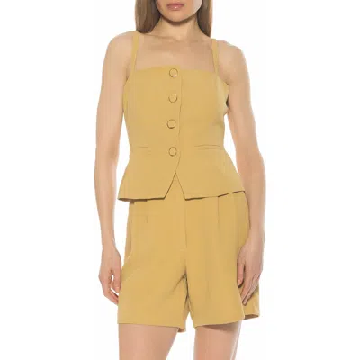 Alexia Admor Amandine Vest Top In Yellow