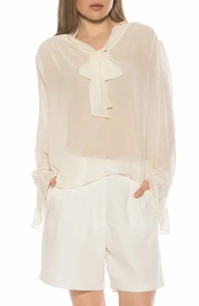 Alexia Admor Bow Shirt In Yellow