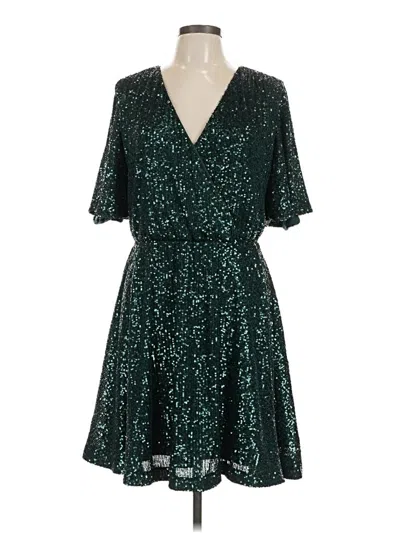 Pre-owned Alexia Admor Cocktail Dress In Green