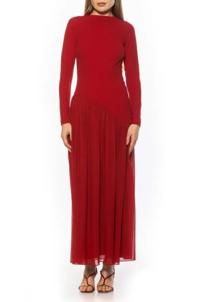 Alexia Admor Dakota Long Sleeve Gown In Red