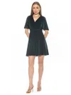 Alexia Admor Oakless Velvet Dress In Emerald