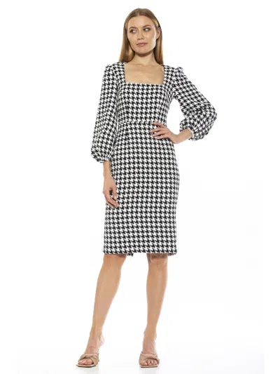 Alexia Admor Van Dress In Multi