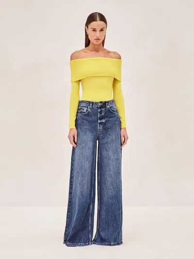 Alexis Amie Top In Yellow