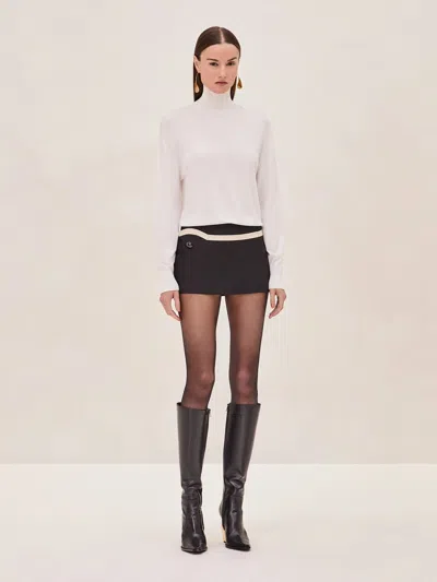 Alexis Barris Top In Gray