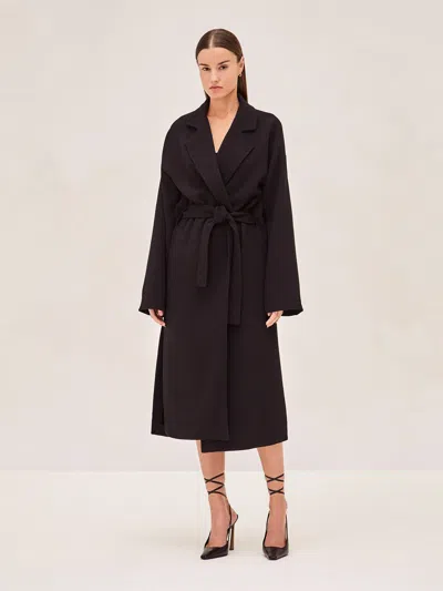 Alexis East Coat In Black