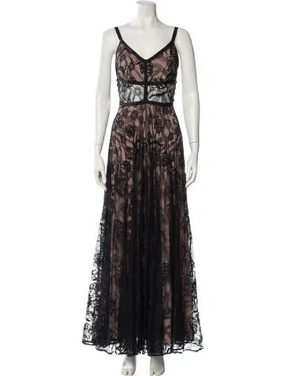 Pre-owned Alexis Lace Pattern Long Dress In Black