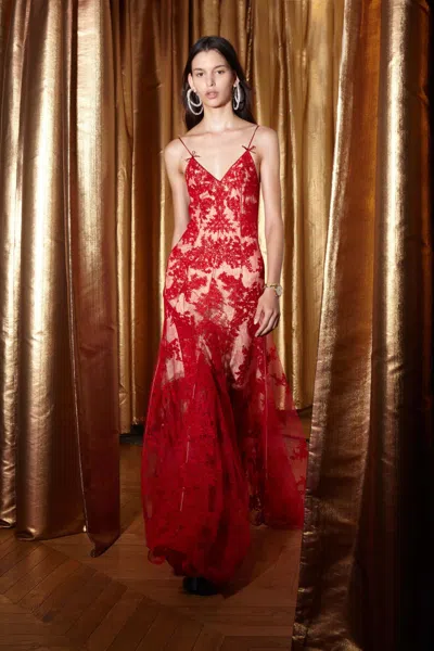 Alexis Mabille Spaghetti Strap Lace Gown In Pink