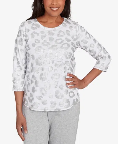 Alfred Dunner Petite Casual Vibe Monotone Crew Neck Animal Top In Gray