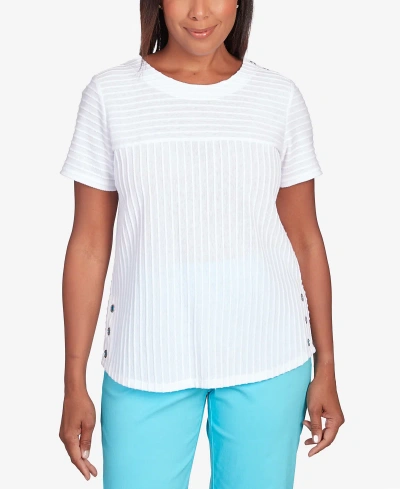 Alfred Dunner Petite Classic Brights Solid Texture Split Shirttail T-shirt In White