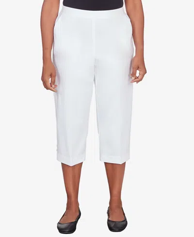ALFRED DUNNER PETITE CLASSICS TWILL DENIM SPLIT HEM CAPRI PANTS