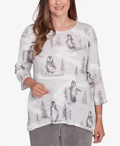 Alfred Dunner Petite Copenhagen Penguin Field Crew Neck Top In Grey Multi