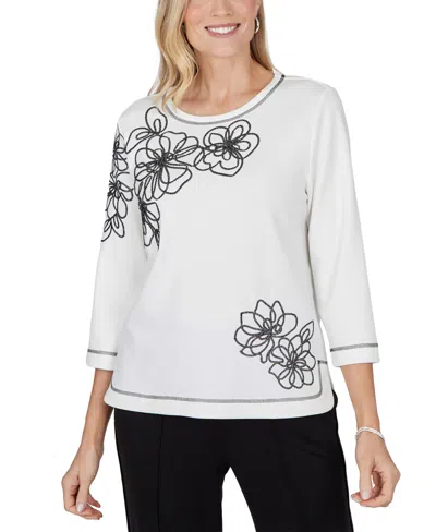 Alfred Dunner Petite Crewneck 3/4-sleeve Floral Blouse In Animal Print
