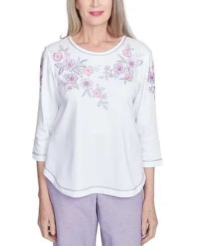 Alfred Dunner Petite Crystal Springs Embroidered Flower Crew Neck Top In White