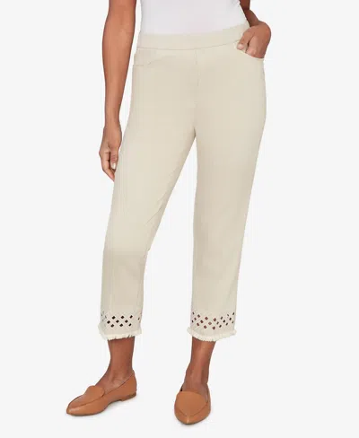 Alfred Dunner Petite Detail Driven Geometric Cut-out Flat Front Ankle Pants In White