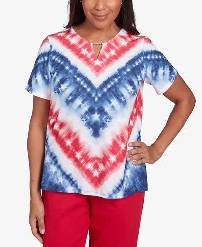 Alfred Dunner Petite Land Of The Free Tie Dye American Chevron Short Sleeve Top In Multi Red