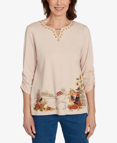 Alfred Dunner Petite Scarecrow Border Top In Neutral