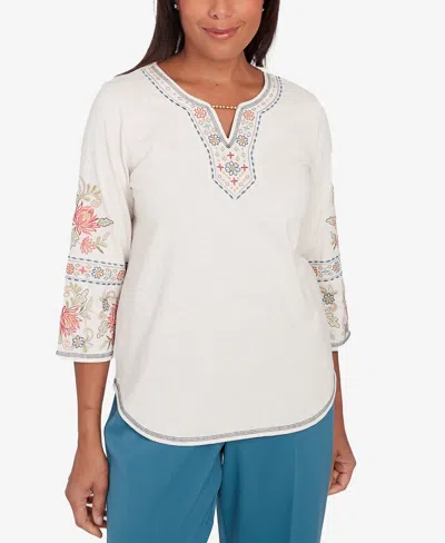 Alfred Dunner Petite Sedona Sky Split Neck Embroidered Top In Oatmeal