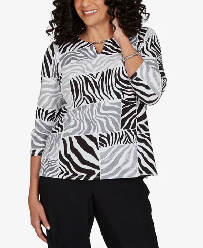 Alfred Dunner Petite Zebra Blocks Knit Top In Multi