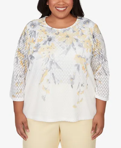 Alfred Dunner Plus Size Al Fresco Textured Floral Crew Neck Top In White