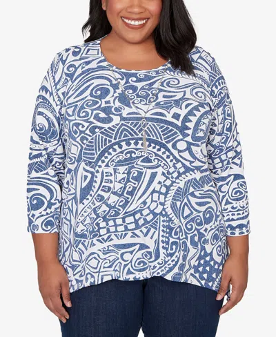Alfred Dunner Plus Size Classic Paisley Swirl Sharkbite Hem Top With Necklace In Blue