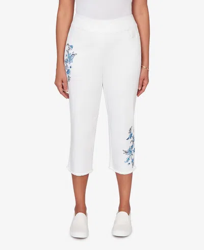 Alfred Dunner Plus Size Mykonos Floral Embroidered Fringe Super Stretch Denim Capri Pants In White