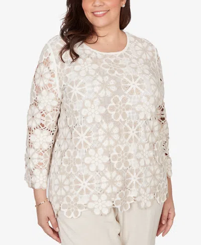 Alfred Dunner Plus Size Natural Wonder Floral Crochet Three Quarter Sleeve Top In Neutral