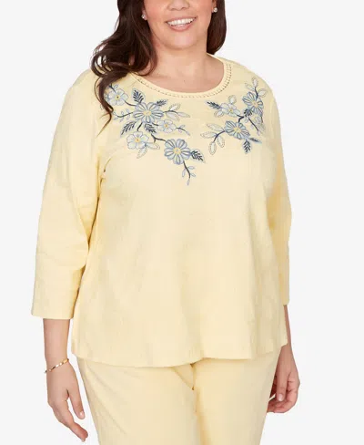 Alfred Dunner Plus Size Out Of The Blue Floral Embroidered Sunshine Top In Yellow