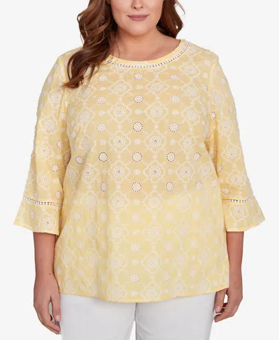 Alfred Dunner Plus Size Rise And Shine Embroidered Floral Eyelet Bell Sleeve Top In Lemon
