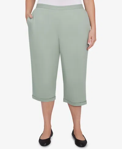 Alfred Dunner Plus Size Santa Fe Relaxed Crochet Hem Capri Pants In Aloe