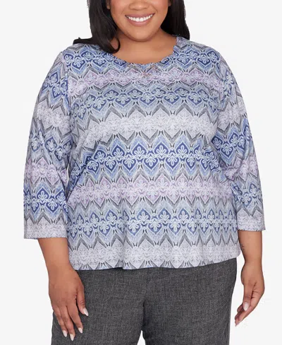 Alfred Dunner Plus Size Worth Avenue Crew Neck Lace Textured Three Quarter Sleeve Top In Grey