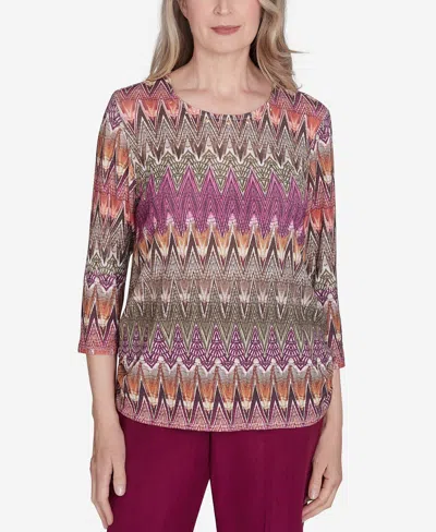 Alfred Dunner Women's Wine Country Chevron Textured Crew Neck Top In Muneutr