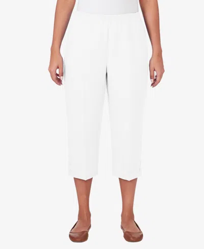 Alfred Dunner Women's Classic Button Hem Gathered Waistband Capri Pants In White