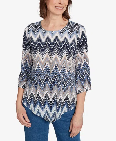 Alfred Dunner Women's Classic Puff Print Textured Chevron Top In Blue